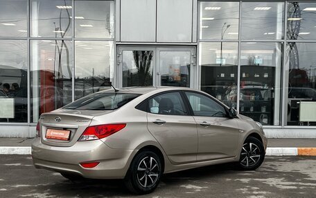 Hyundai Solaris II рестайлинг, 2013 год, 695 000 рублей, 5 фотография