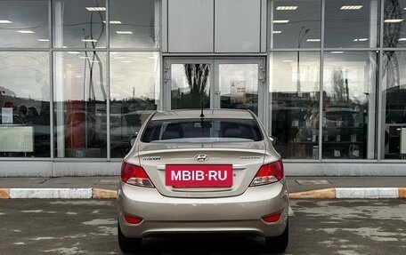 Hyundai Solaris II рестайлинг, 2013 год, 695 000 рублей, 6 фотография