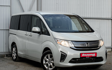 Honda Stepwgn IV, 2016 год, 2 000 000 рублей, 3 фотография