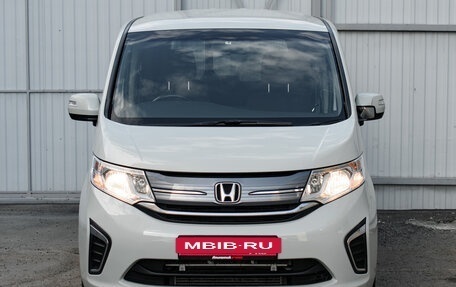 Honda Stepwgn IV, 2016 год, 2 000 000 рублей, 2 фотография