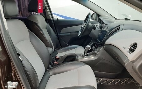 Chevrolet Cruze II, 2013 год, 880 000 рублей, 11 фотография