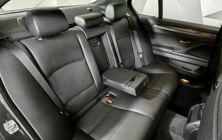 BMW 5 серия, 2011 год, 2 555 000 рублей, 14 фотография