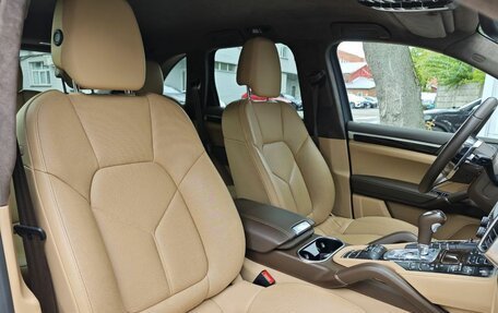 Porsche Cayenne III, 2015 год, 4 597 000 рублей, 16 фотография