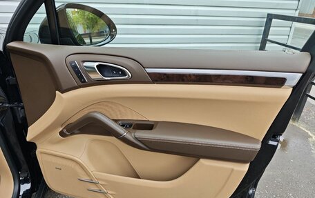Porsche Cayenne III, 2015 год, 4 597 000 рублей, 28 фотография