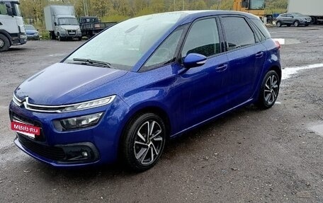 Citroen C4 Picasso II рестайлинг, 2017 год, 1 350 000 рублей, 2 фотография