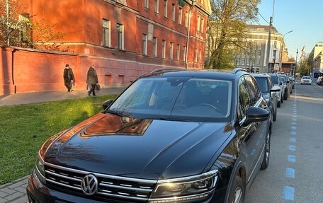 Volkswagen Tiguan II, 2020 год, 3 450 000 рублей, 3 фотография