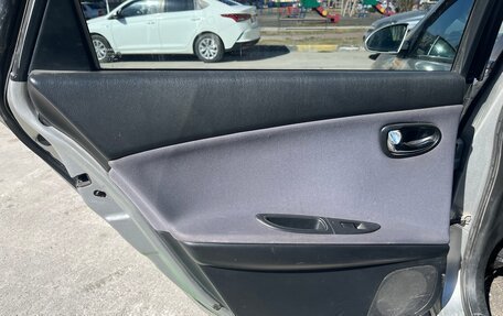 Nissan Primera III, 2001 год, 390 000 рублей, 24 фотография