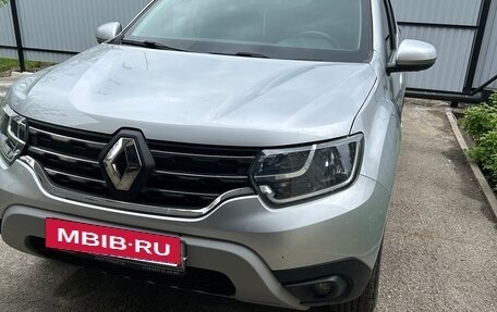 Renault Duster, 2021 год, 2 100 000 рублей, 2 фотография