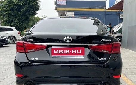 Toyota Crown, 2020 год, 2 880 000 рублей, 5 фотография