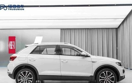 Volkswagen T-Roc I, 2021 год, 1 545 000 рублей, 4 фотография