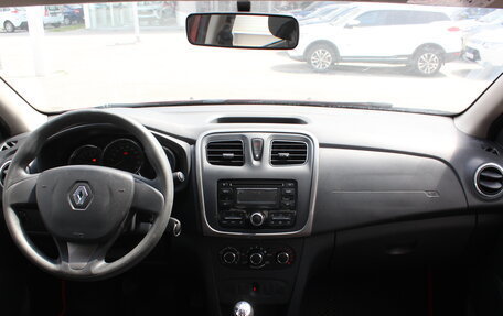 Renault Logan II, 2016 год, 535 000 рублей, 7 фотография