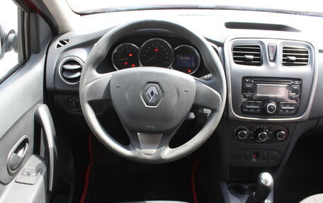 Renault Logan II, 2016 год, 535 000 рублей, 16 фотография