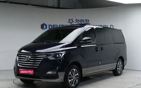 Hyundai Grand Starex Grand Starex I рестайлинг 2, 2019 год, 2 919 000 рублей, 1 фотография