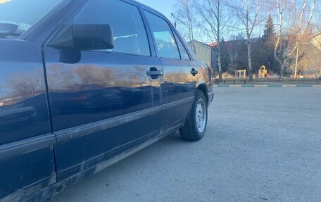 Mercedes-Benz W124, 1987 год, 200 000 рублей, 4 фотография