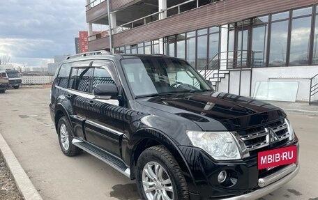 Mitsubishi Pajero IV, 2013 год, 2 299 000 рублей, 3 фотография