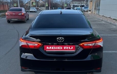 Toyota Camry, 2018 год, 2 750 000 рублей, 6 фотография