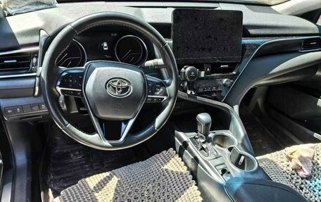 Toyota Camry, 2021 год, 2 590 000 рублей, 6 фотография