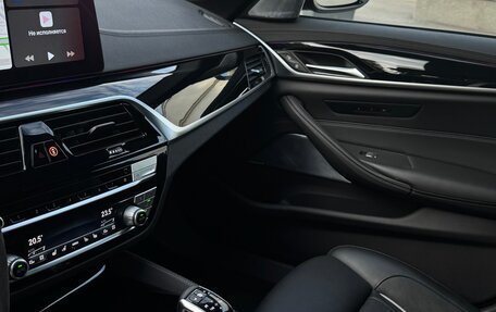 BMW 5 серия, 2020 год, 5 800 000 рублей, 13 фотография