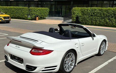 Porsche 911, 2011 год, 16 900 000 рублей, 21 фотография