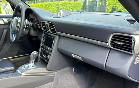 Porsche 911, 2011 год, 16 900 000 рублей, 38 фотография