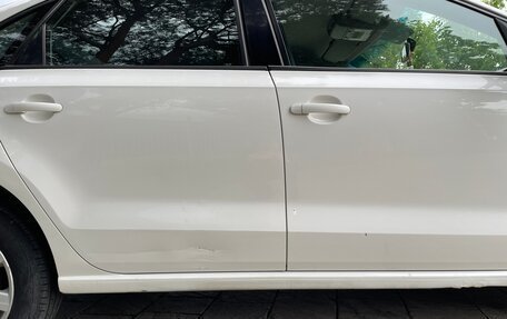 Volkswagen Polo VI (EU Market), 2011 год, 800 000 рублей, 16 фотография