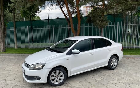 Volkswagen Polo VI (EU Market), 2011 год, 800 000 рублей, 6 фотография