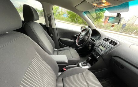 Volkswagen Polo VI (EU Market), 2011 год, 800 000 рублей, 12 фотография