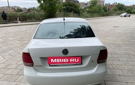 Volkswagen Polo VI (EU Market), 2011 год, 800 000 рублей, 5 фотография