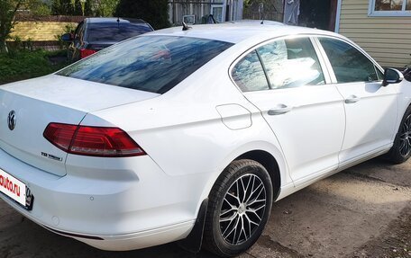 Volkswagen Passat B8 рестайлинг, 2017 год, 2 200 000 рублей, 3 фотография