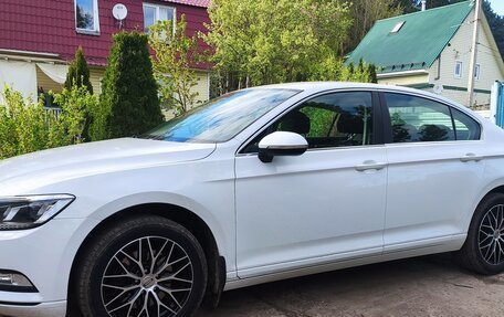 Volkswagen Passat B8 рестайлинг, 2017 год, 2 200 000 рублей, 9 фотография