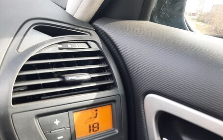 Citroen C4 Picasso II рестайлинг, 2011 год, 500 000 рублей, 12 фотография