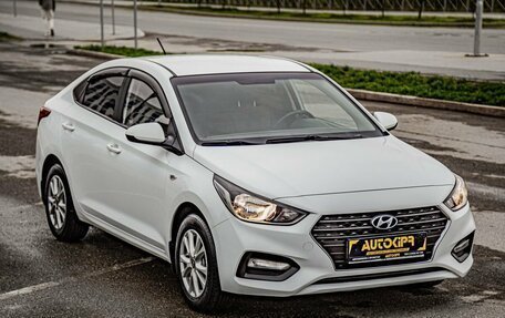 Hyundai Solaris II рестайлинг, 2017 год, 1 100 000 рублей, 2 фотография