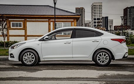 Hyundai Solaris II рестайлинг, 2017 год, 1 100 000 рублей, 6 фотография