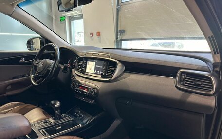 KIA Sorento III Prime рестайлинг, 2018 год, 2 750 000 рублей, 11 фотография
