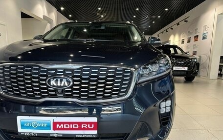 KIA Sorento III Prime рестайлинг, 2018 год, 2 750 000 рублей, 8 фотография