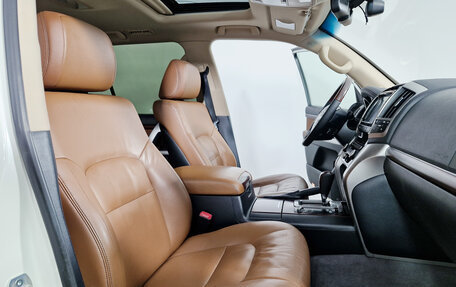 Toyota Land Cruiser 200, 2014 год, 3 749 000 рублей, 14 фотография