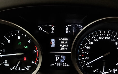 Toyota Land Cruiser 200, 2014 год, 3 749 000 рублей, 18 фотография