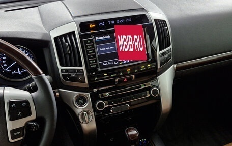 Toyota Land Cruiser 200, 2014 год, 3 749 000 рублей, 27 фотография