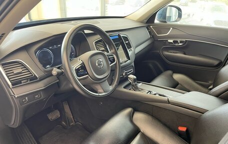 Volvo XC90 II рестайлинг, 2020 год, 4 300 000 рублей, 8 фотография