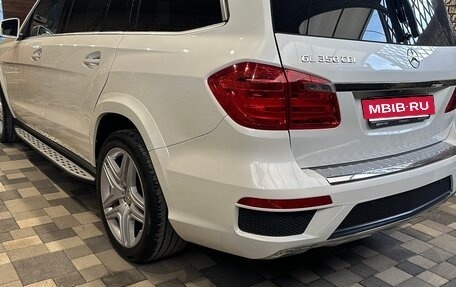 Mercedes-Benz GL-Класс, 2013 год, 3 200 000 рублей, 4 фотография