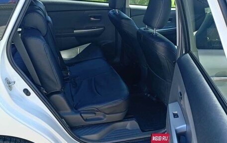 Toyota Prius Alpha I (ZVW40/41), 2014 год, 1 600 000 рублей, 12 фотография