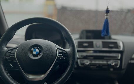 BMW 1 серия, 2017 год, 1 800 000 рублей, 17 фотография