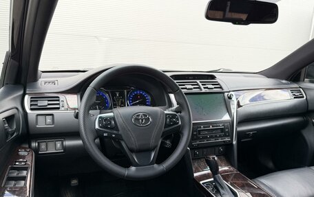 Toyota Camry, 2017 год, 2 165 000 рублей, 6 фотография