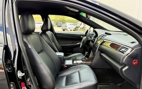 Toyota Camry, 2017 год, 2 165 000 рублей, 8 фотография