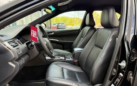 Toyota Camry, 2017 год, 2 165 000 рублей, 10 фотография