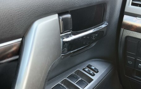 Toyota Land Cruiser 200, 2013 год, 3 835 000 рублей, 15 фотография