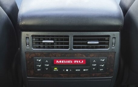 Toyota Land Cruiser 200, 2013 год, 3 835 000 рублей, 23 фотография