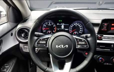 KIA K3, 2022 год, 1 650 000 рублей, 9 фотография