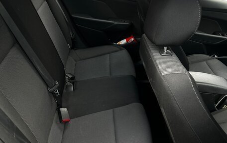 Hyundai Solaris II рестайлинг, 2017 год, 1 140 000 рублей, 10 фотография