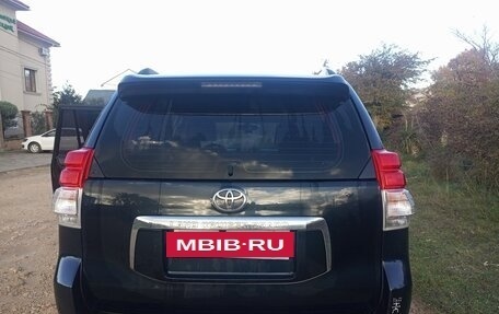 Toyota Land Cruiser Prado 150 рестайлинг 2, 2013 год, 2 860 000 рублей, 2 фотография